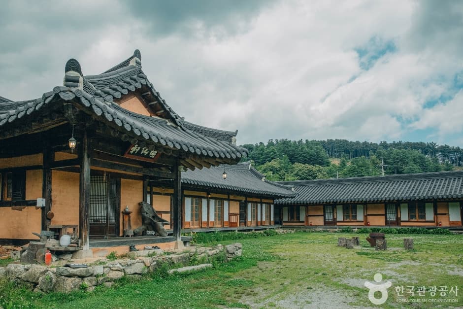 취옹예술관